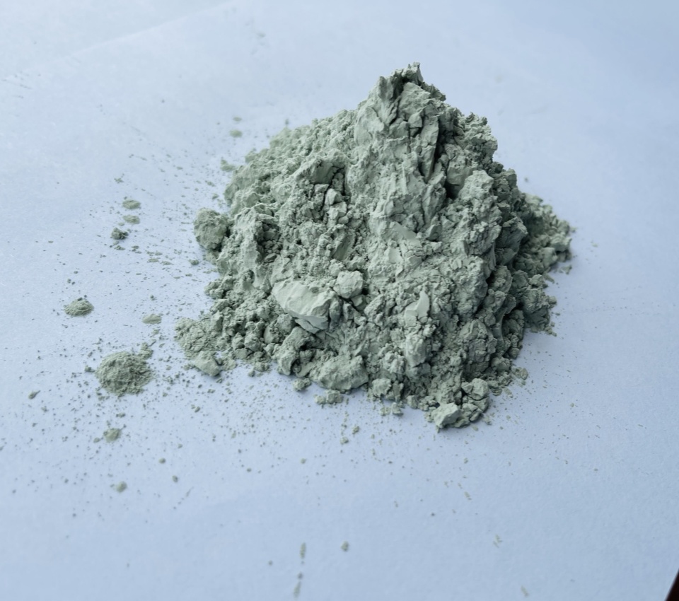 如何通過綠碳化硅微粉提高工件的表面質(zhì)量？